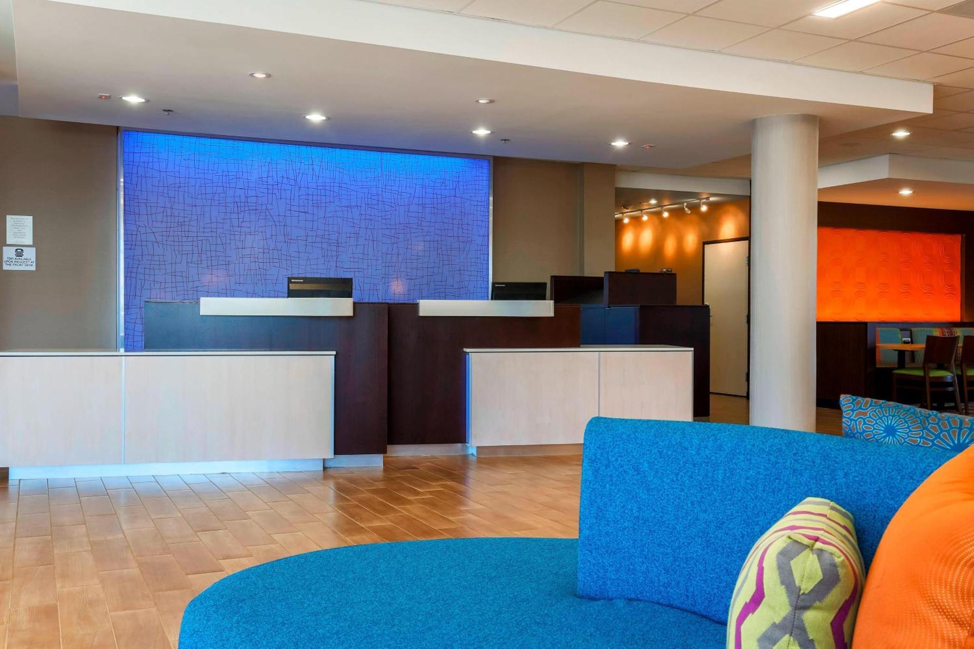 Fairfield Inn & Suites By Marriott Плезантон Экстерьер фото