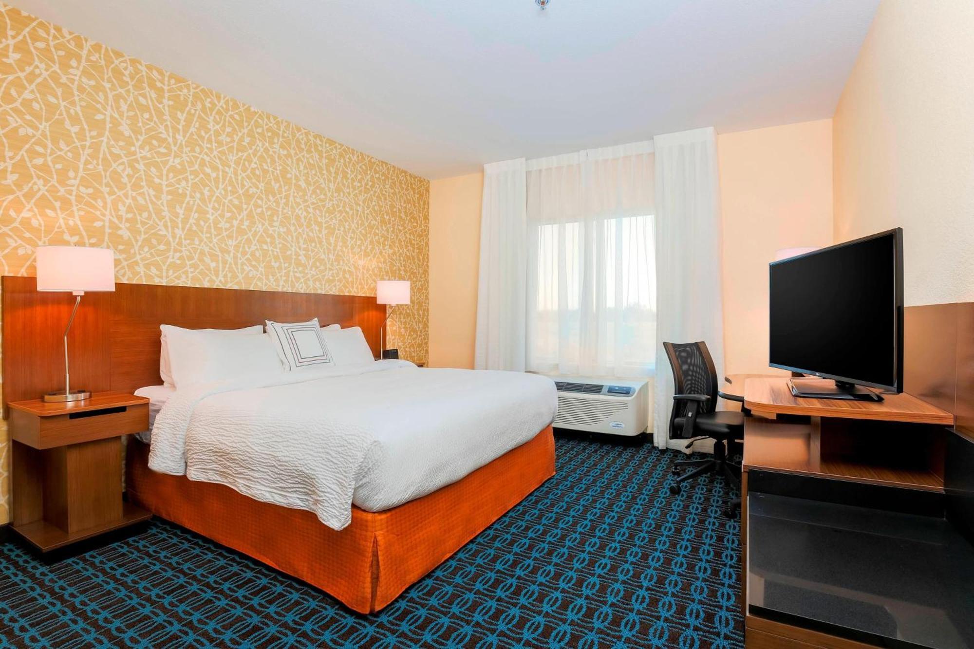 Fairfield Inn & Suites By Marriott Плезантон Экстерьер фото